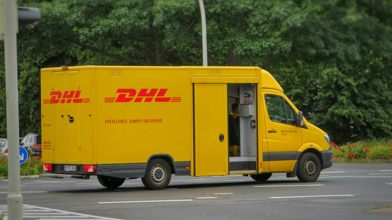 DHL